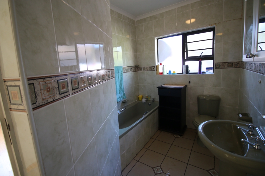 4 Bedroom Property for Sale in Dorchester Heights Eastern Cape